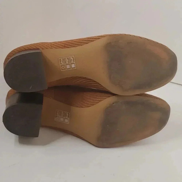 Everlane Glove Boot ReKnit Boots 8 - Picture 7 of 8